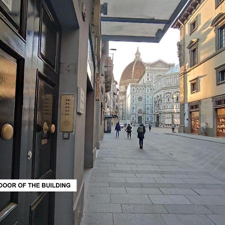 Big Apartment A Stone'S Throw From The Duomo ฟลอเรนซ์ ภายนอก รูปภาพ