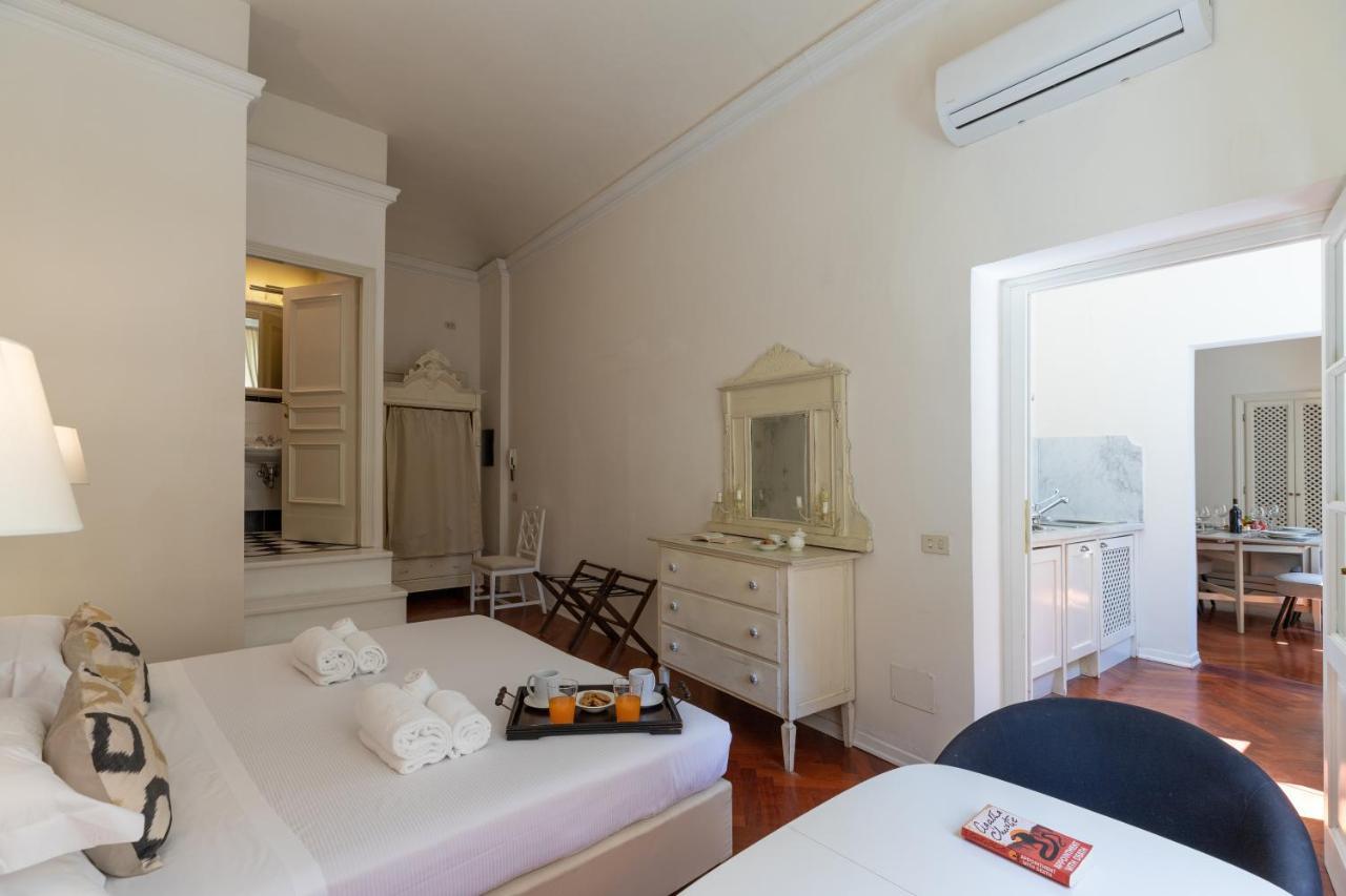 Big Apartment A Stone'S Throw From The Duomo ฟลอเรนซ์ ภายนอก รูปภาพ