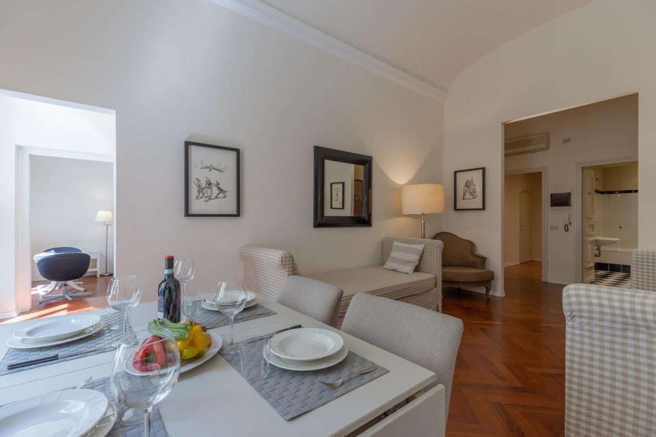 Big Apartment A Stone'S Throw From The Duomo ฟลอเรนซ์ ภายนอก รูปภาพ